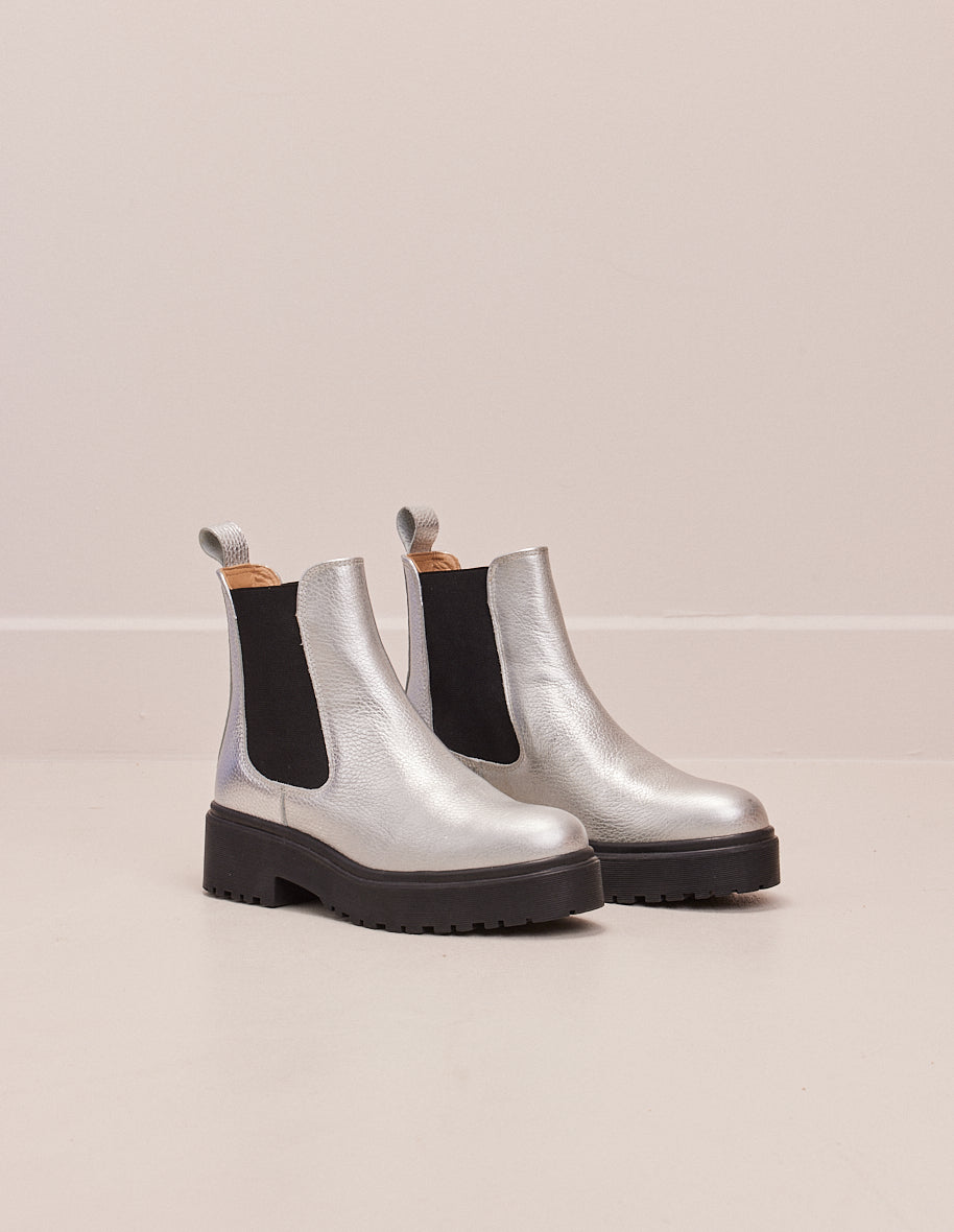 Women s ankle boots silver grained leather Chelsea boots Flora