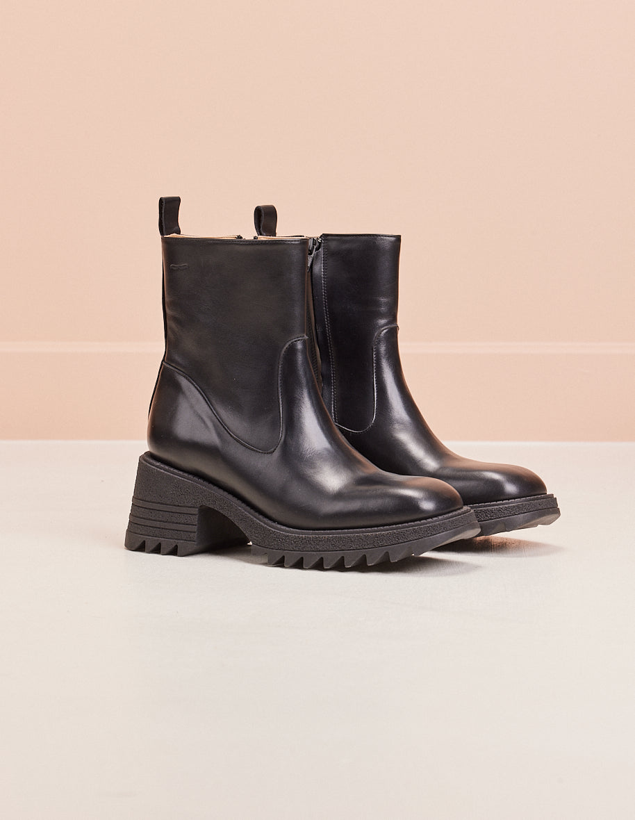 Bottines Lanvin En Cuir Noir - Pointure 39 (US 9), Bout Rond, Talons Très Hauts, Occasion
