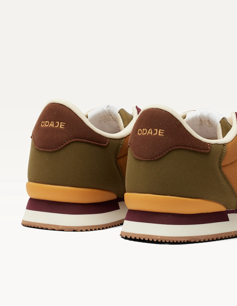 Baskets basses André - Chocolat kaki clair moutarde