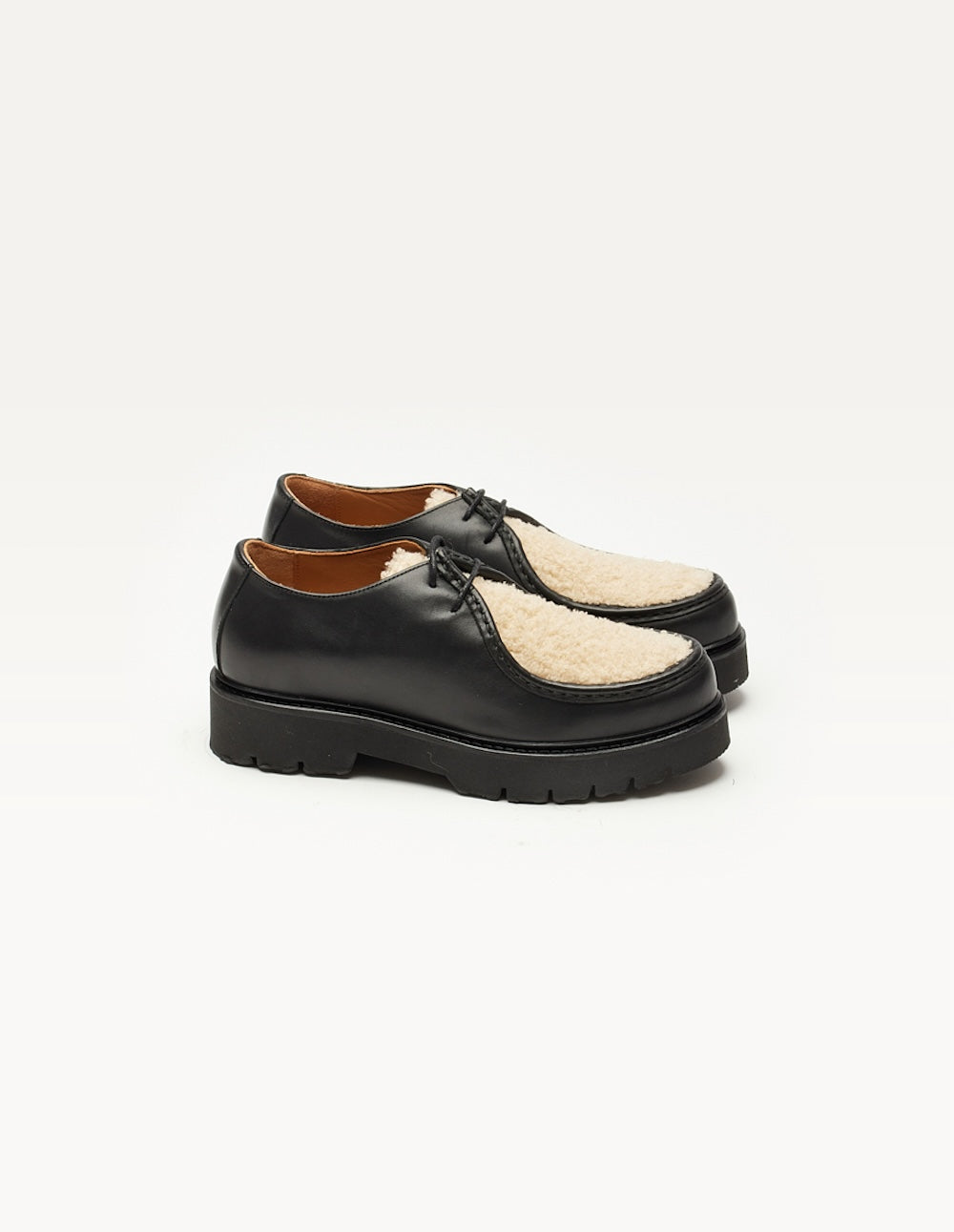 Derbies Deborah - Black fur-lined leather