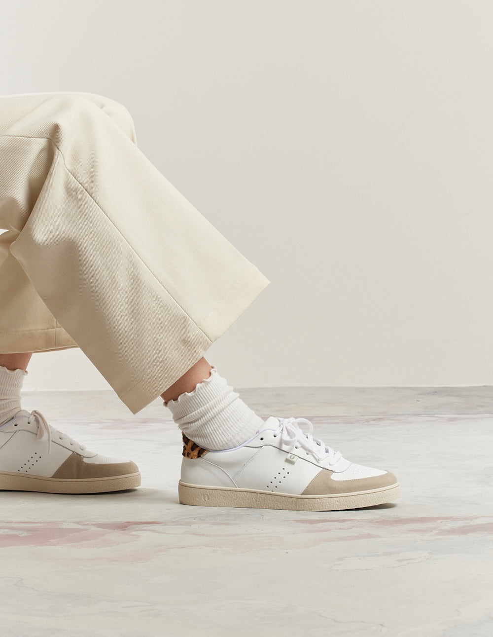 Baskets basses Marie - Gris clair blanc pony