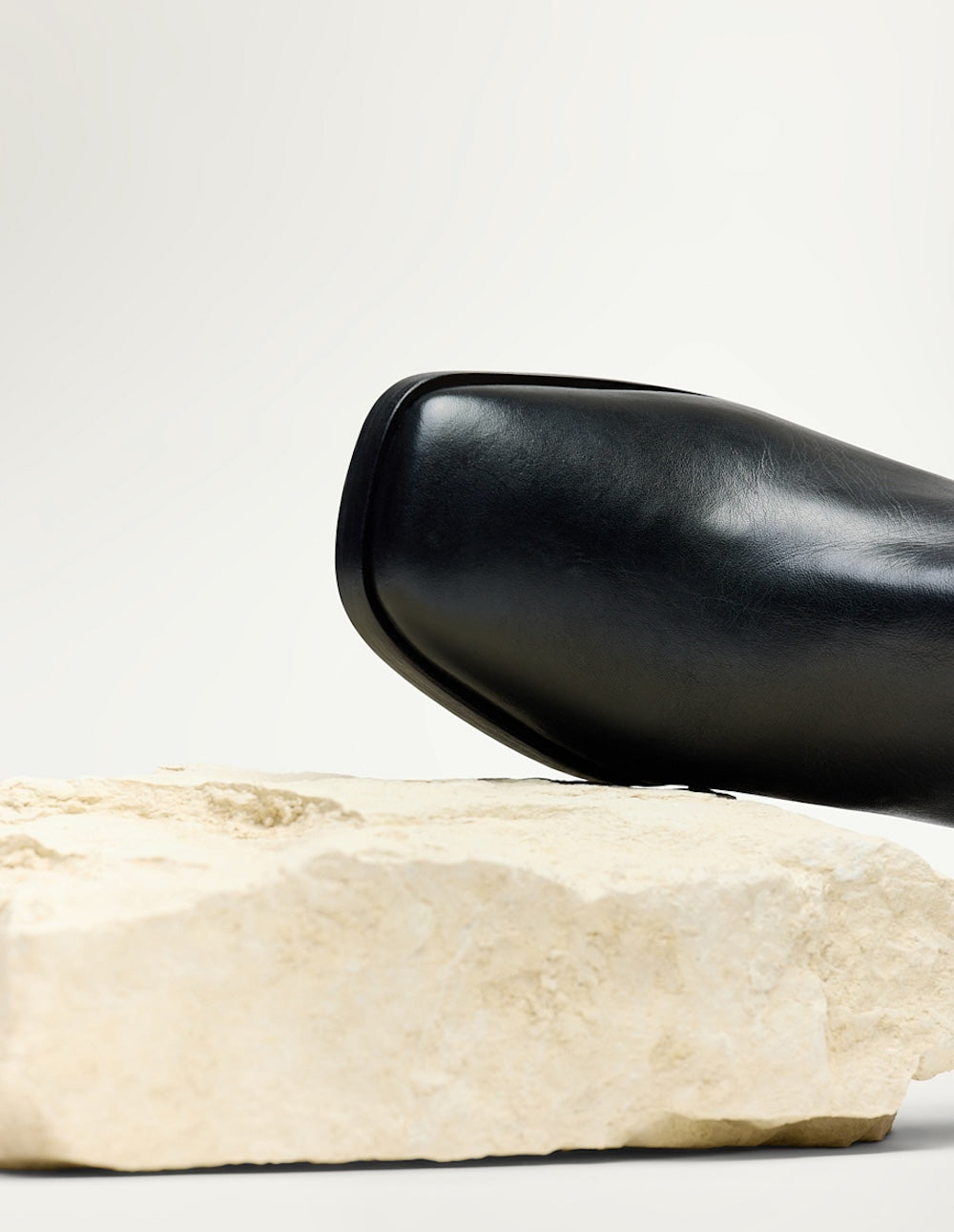 Heeled boots Frida - Black leather