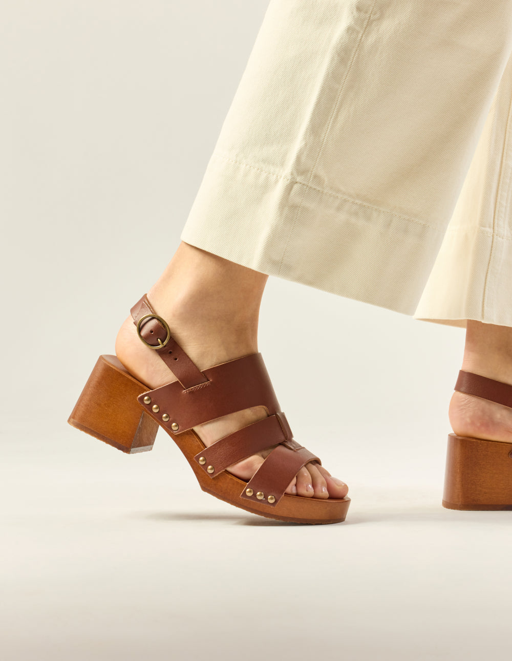 Ceinture en cuir acajou ou jaune | Maroquinerie Waneta
