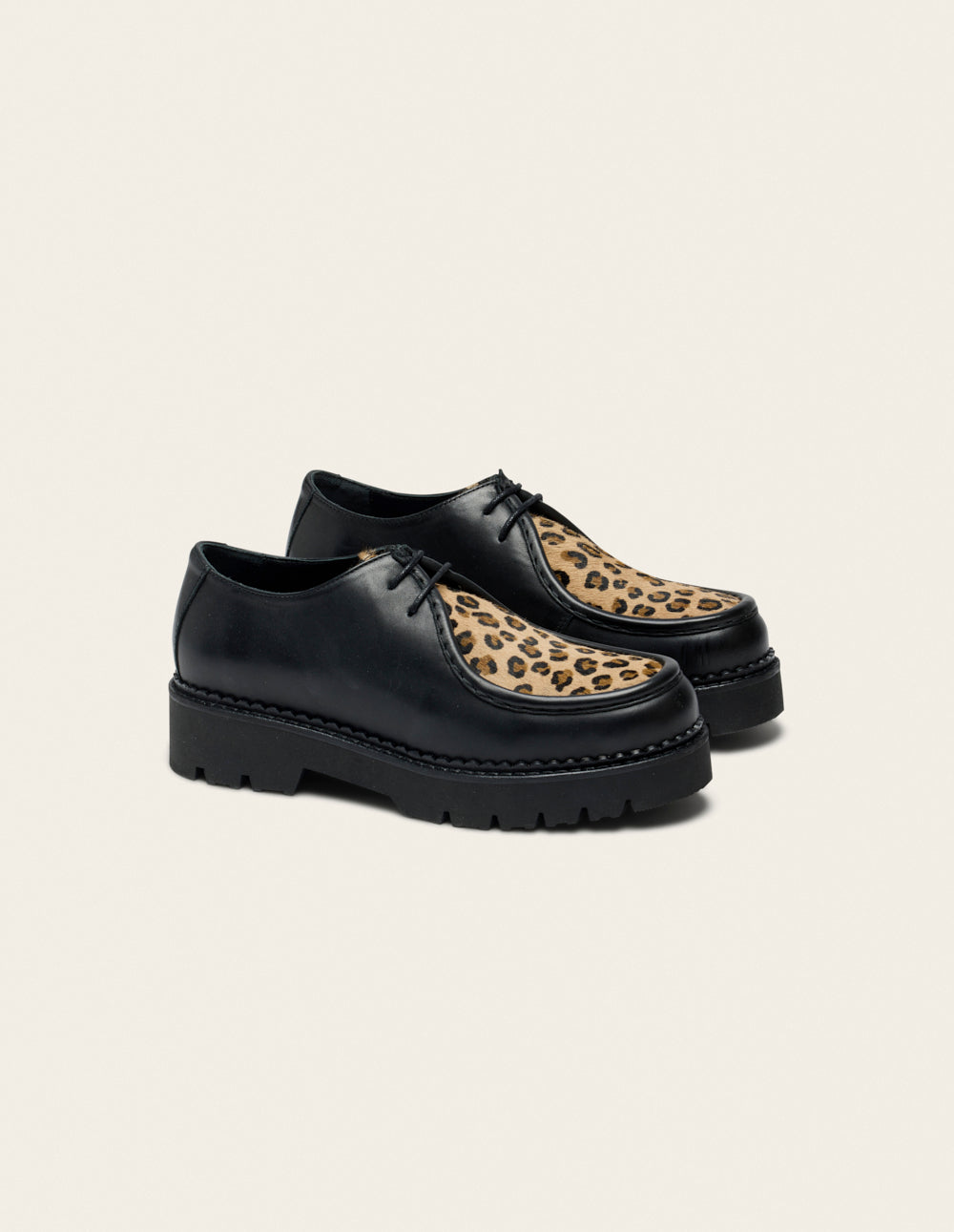 Derbies Deborah - Cuir noir et pony leopard