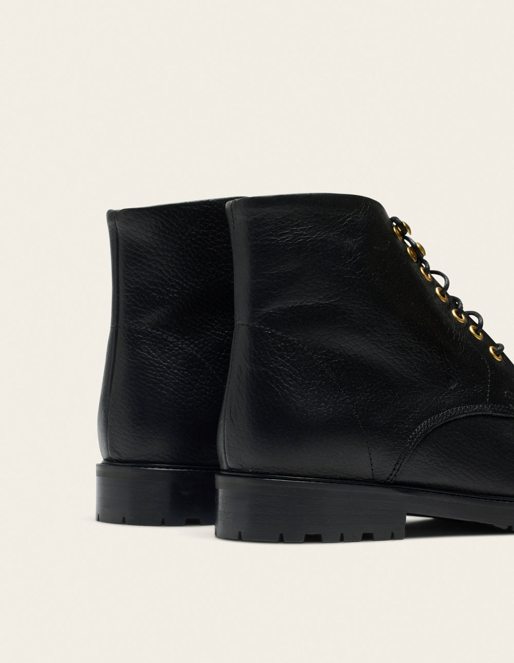 Bottines à lacets Lucienne - Cuir Grainé Noir œillets