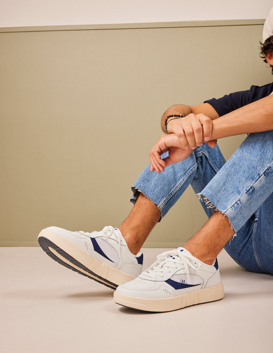 Low-top trainers Aimé - Recycled leather and navy white vegan suede