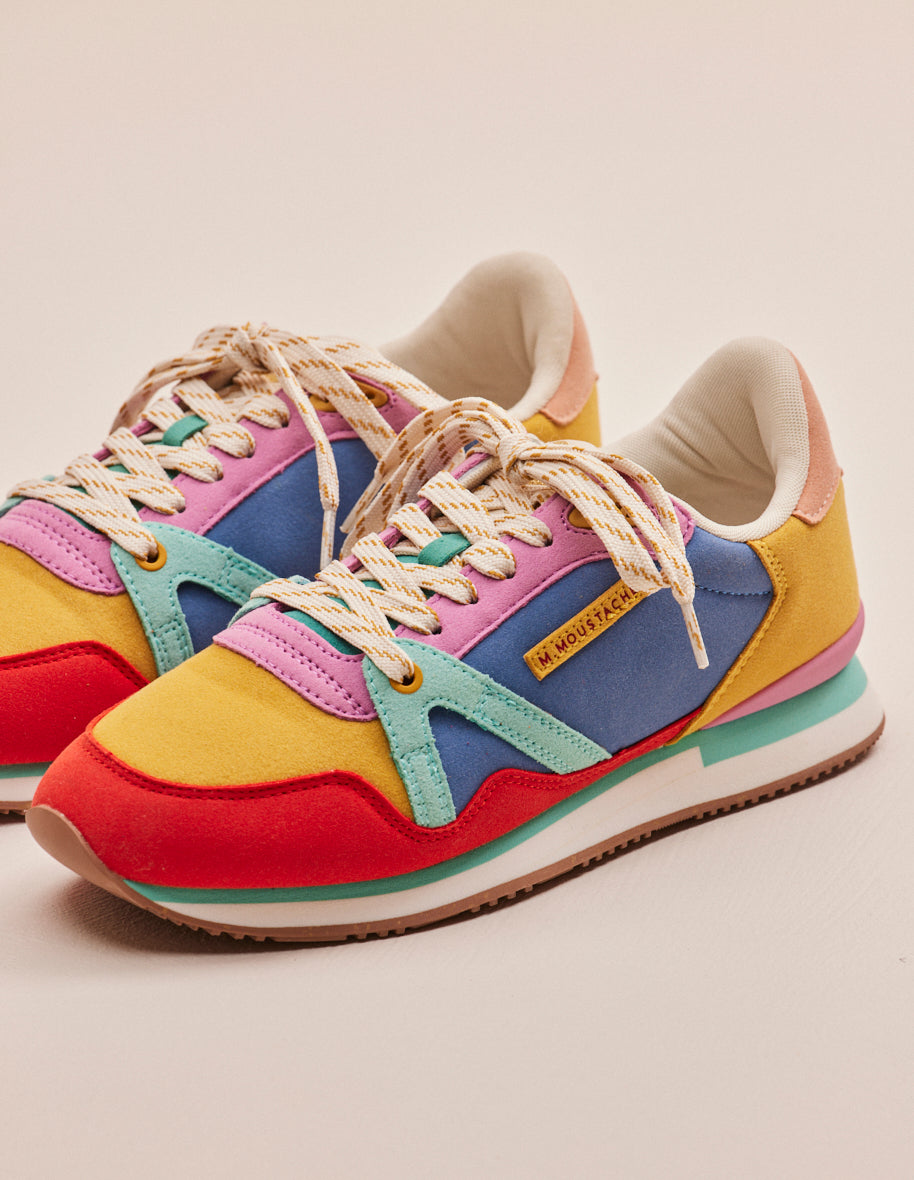 Coral trainers store