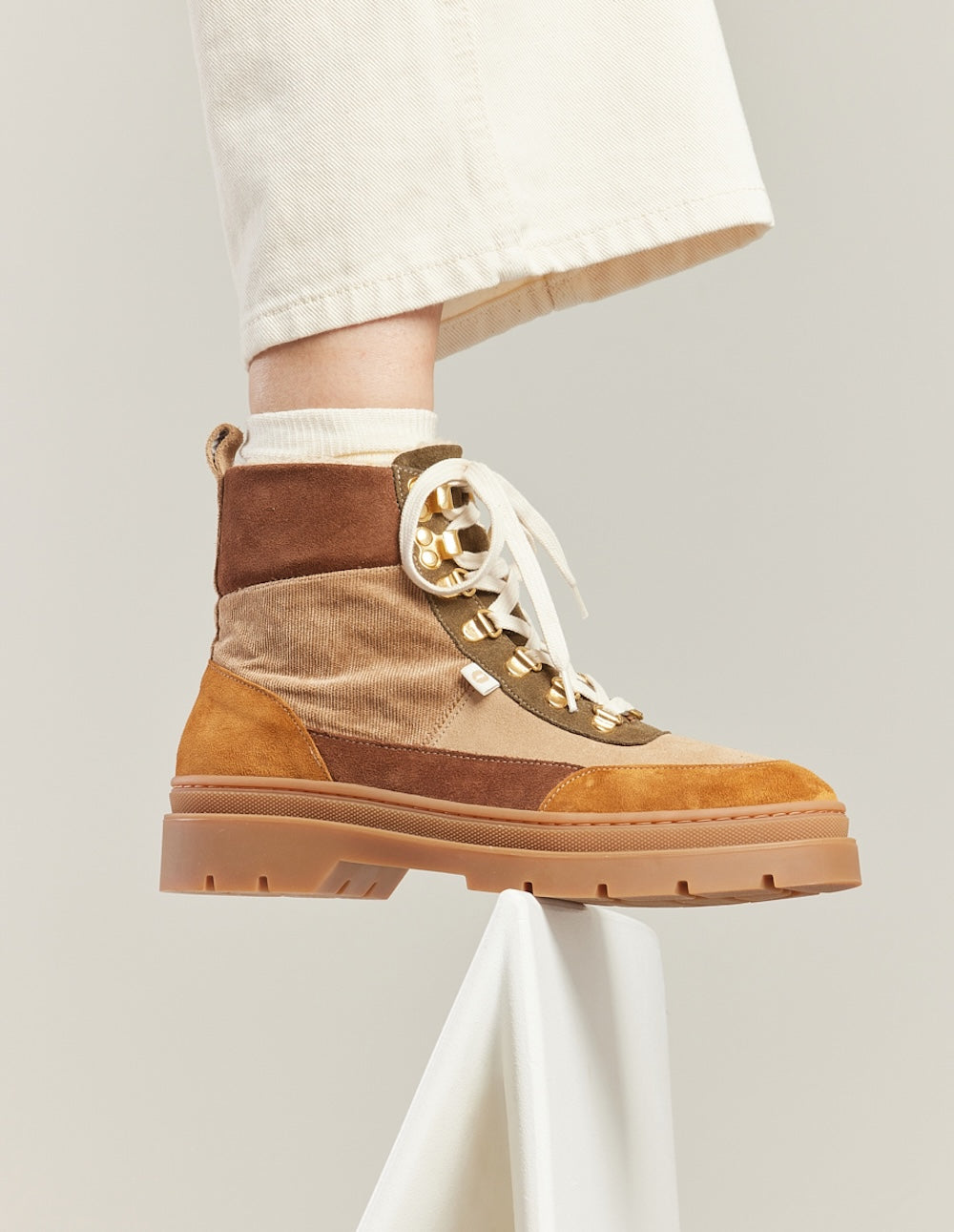 Lace-up ankle boots Joelle - Amber beige khaki shearling suede
