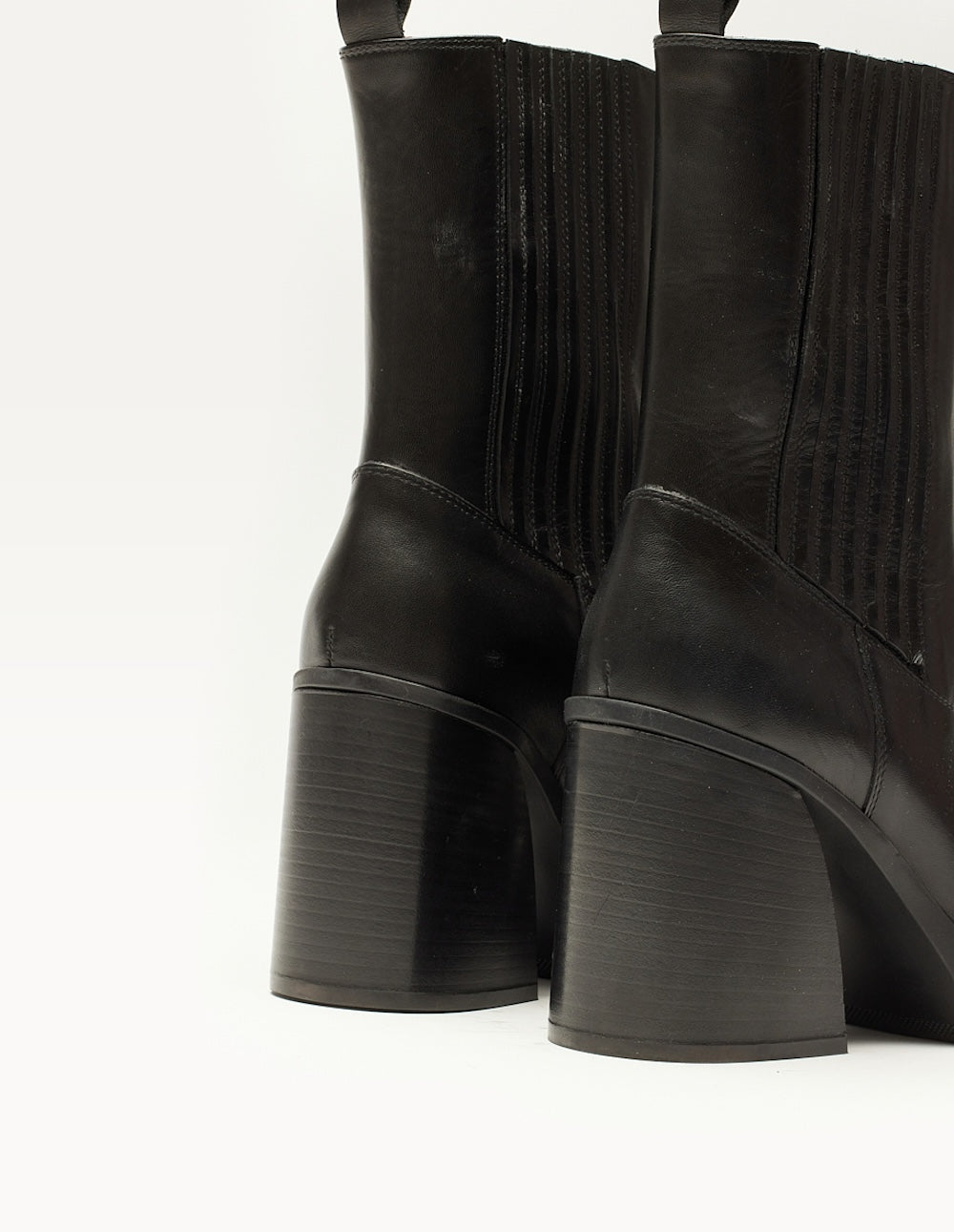 Heeled ankle boots Paola - Black leather
