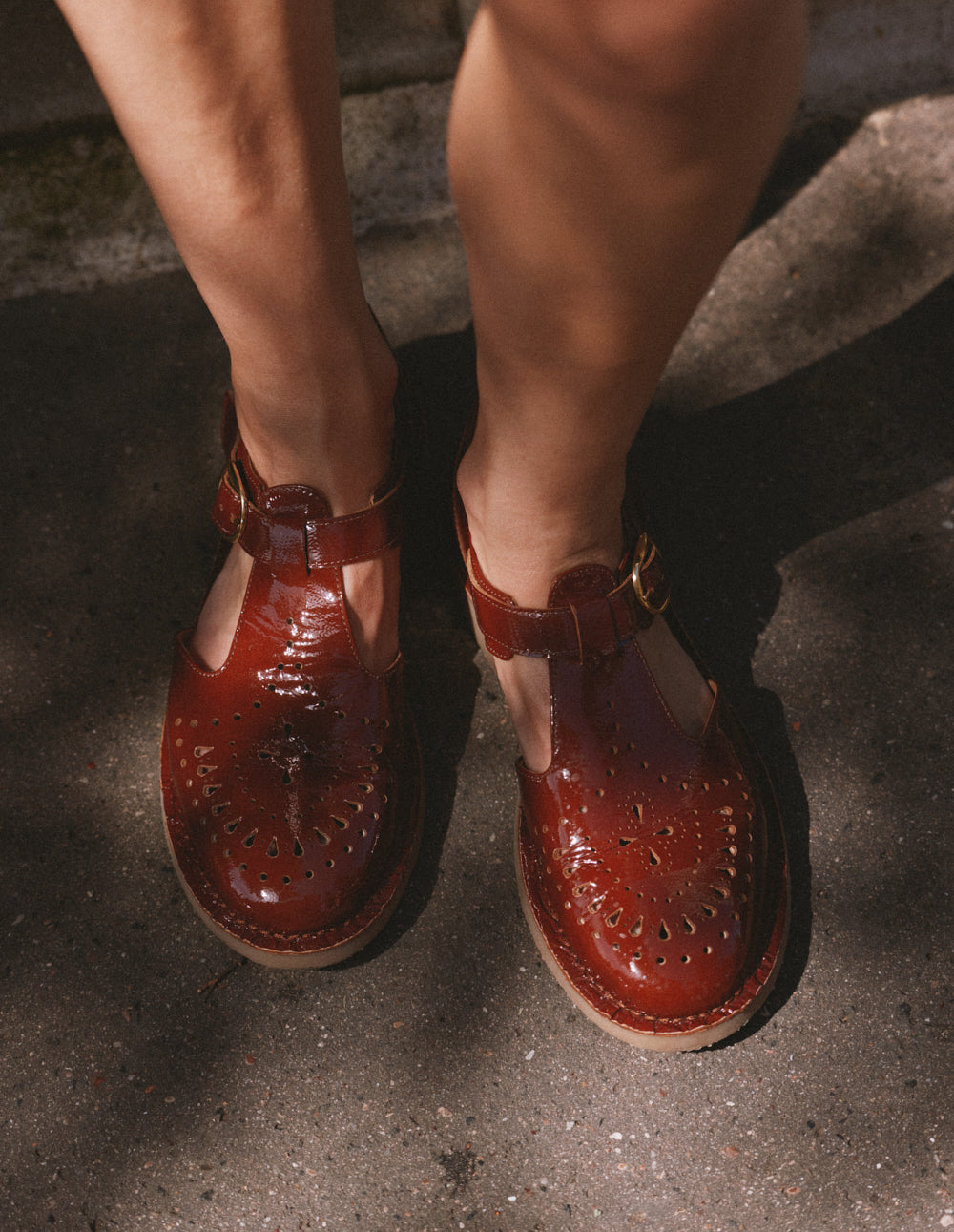 Derbies Ario - Cuir plissé verni marron