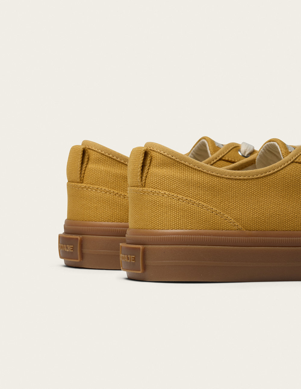 Asili low-top trainers - Mustard