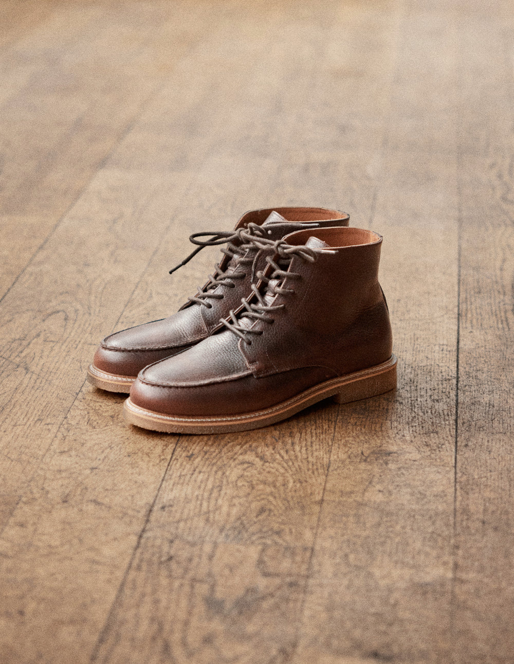 Boots Hugo - Brown grained pull-up leather