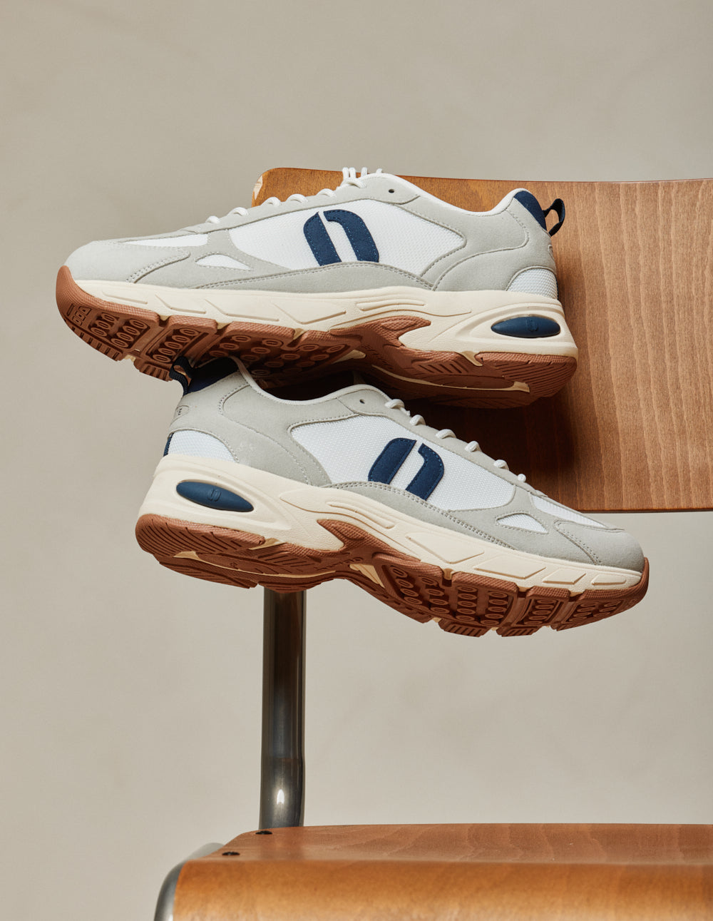 Max Low-top trainers - Light grey navy