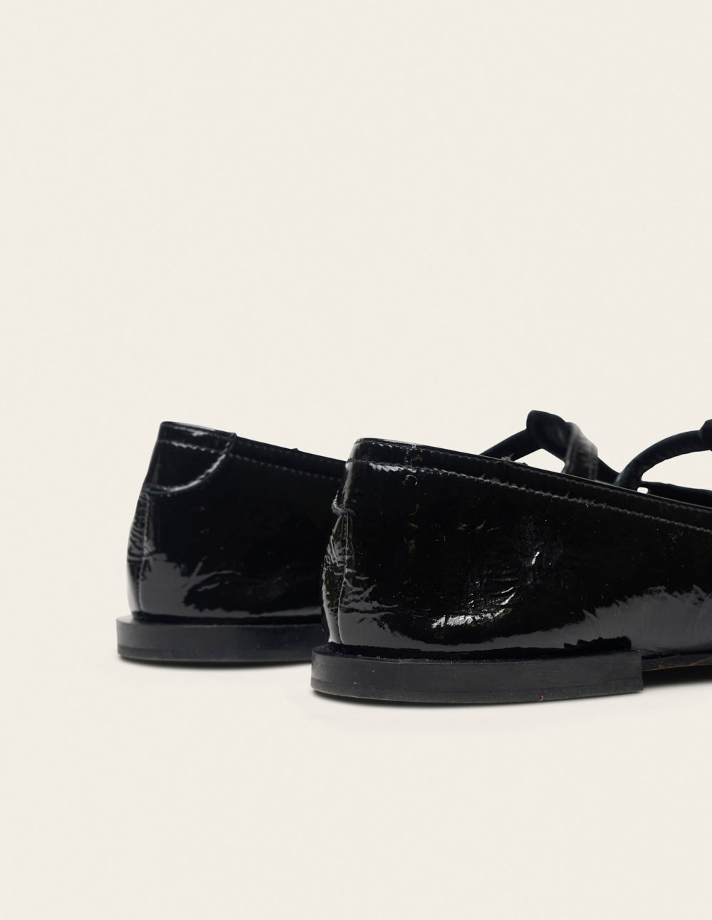Ballerines Nola - Cuir plissé verni noir