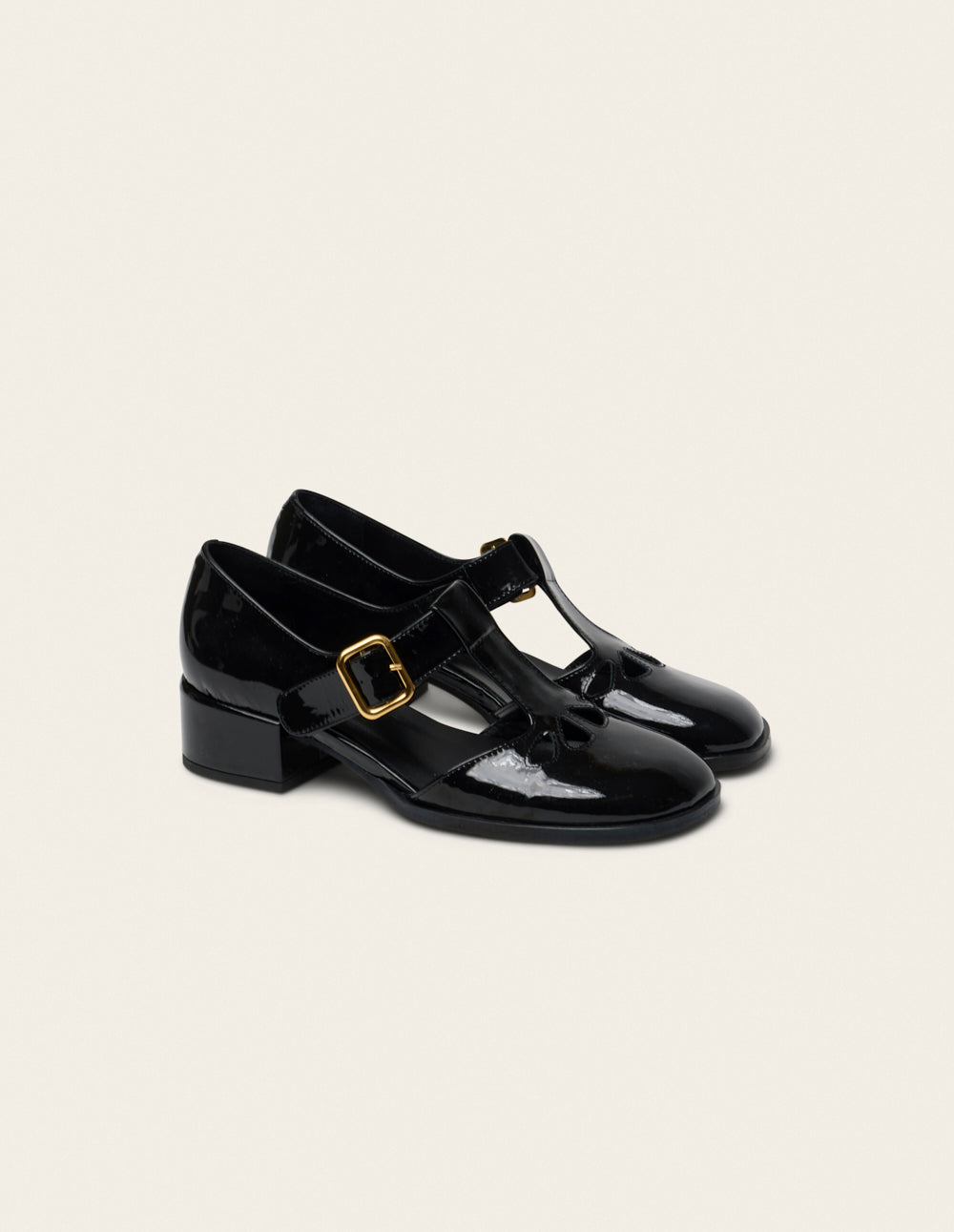 Omi Pumps - Black Patent Pleated Leather