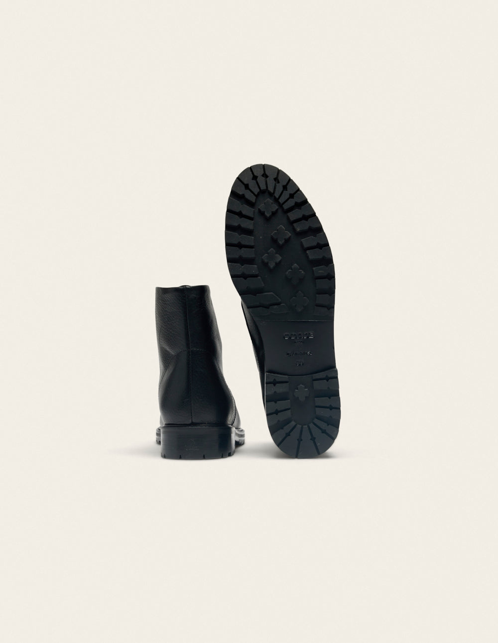 Ankle boots Lucienne - Black grained leather with eyelets