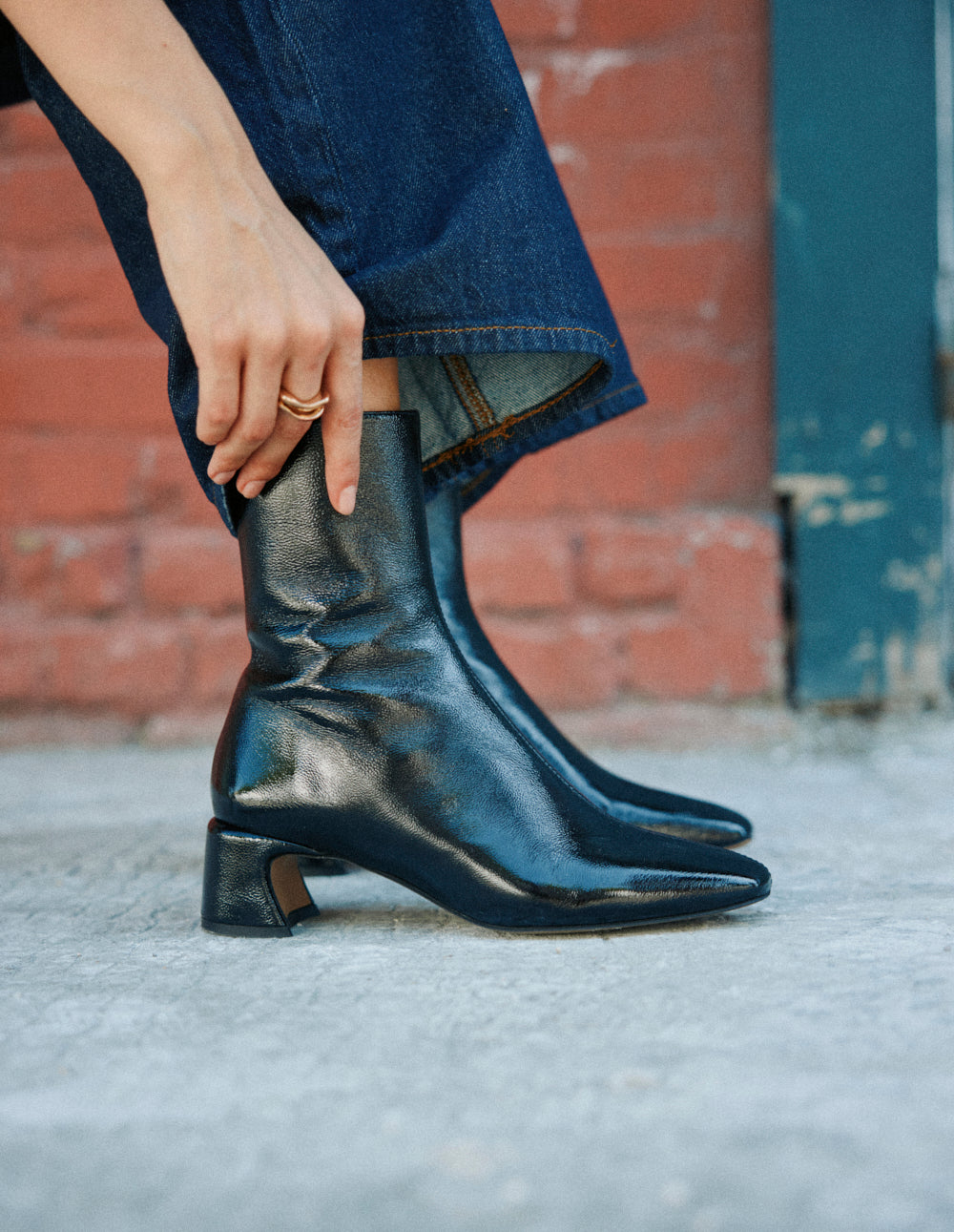 Bottines à talons Tya - Cuir plissé verni noir