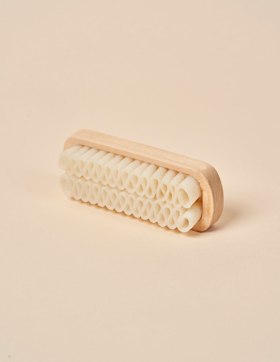 Crepe brush