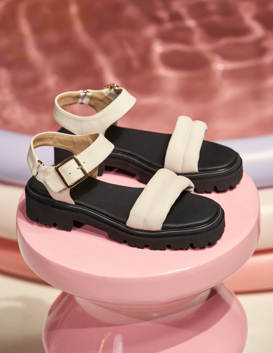 Lara sandals - ecru leather