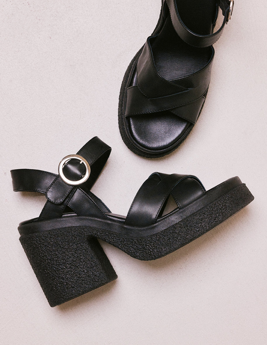 Heeled sandals Sabrina - Black leather