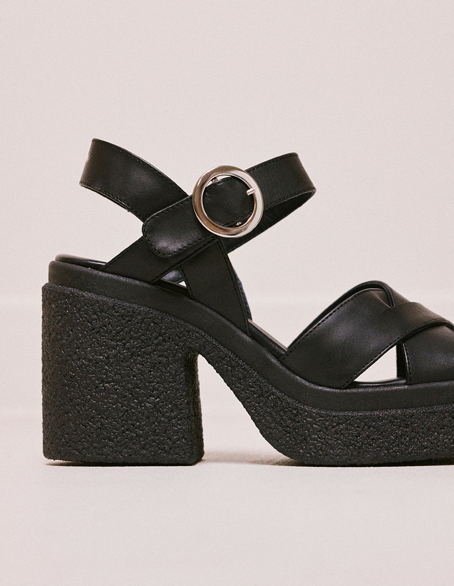 Heeled sandals Sabrina - Black leather